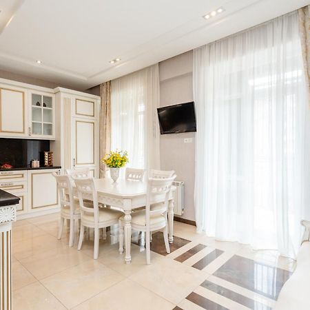 3Bd-2Bth Apartment In Tbilisi City Center Eksteriør billede