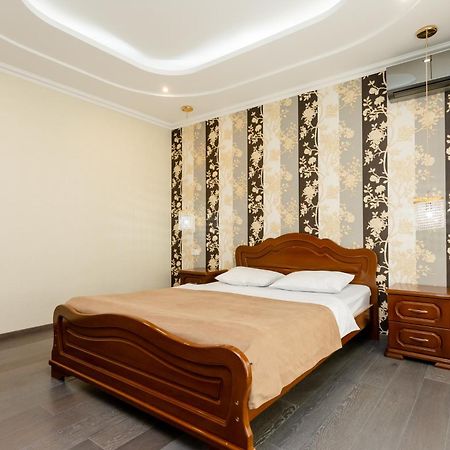 3Bd-2Bth Apartment In Tbilisi City Center Eksteriør billede